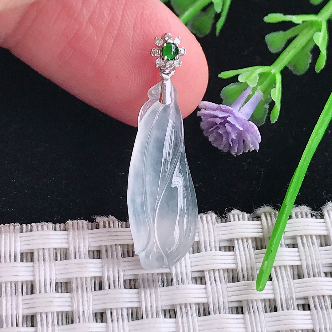 自然光22.8/8.8/4.2老坑18k金镶嵌冰种玉兰花吊坠翡翠玉坠挂件