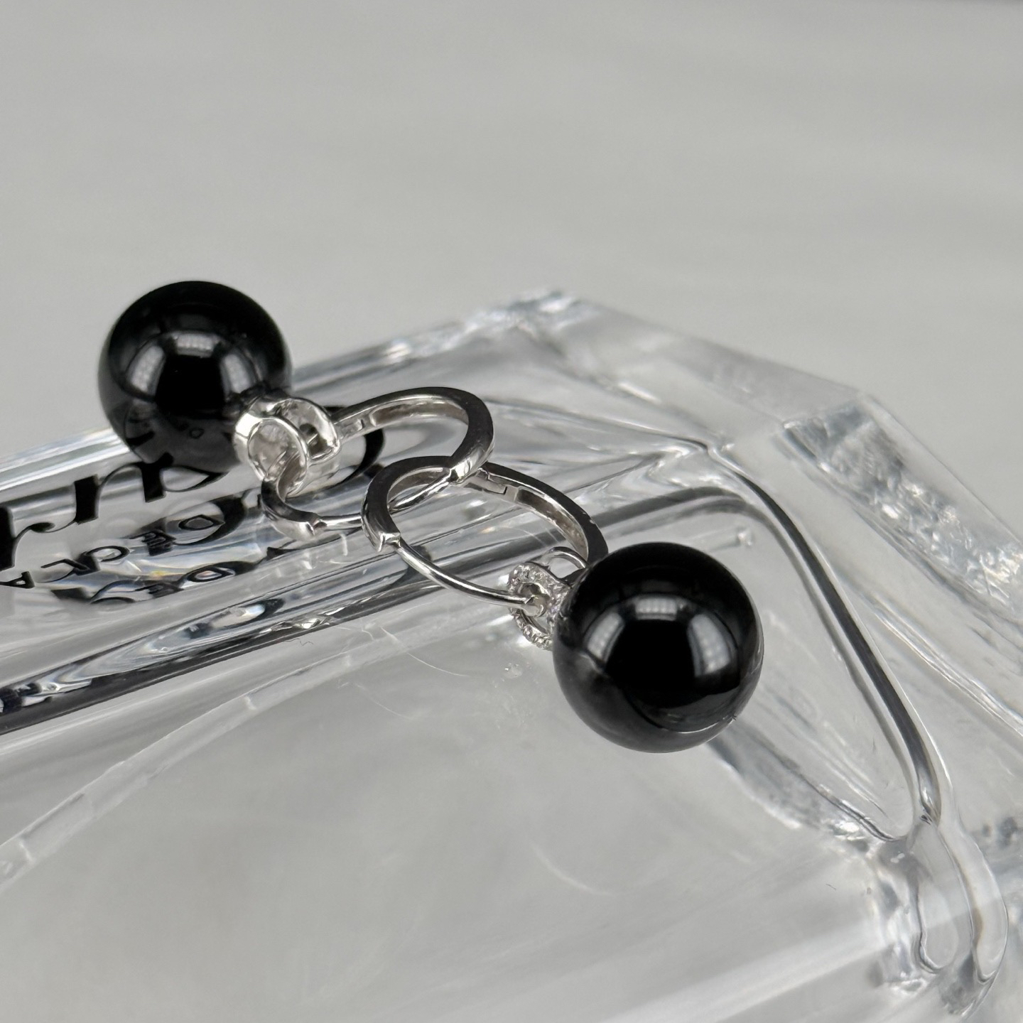 精品18k墨翠珠子耳坠 种好色正 黑度极好 打灯通透 油性十足 尺寸10.4