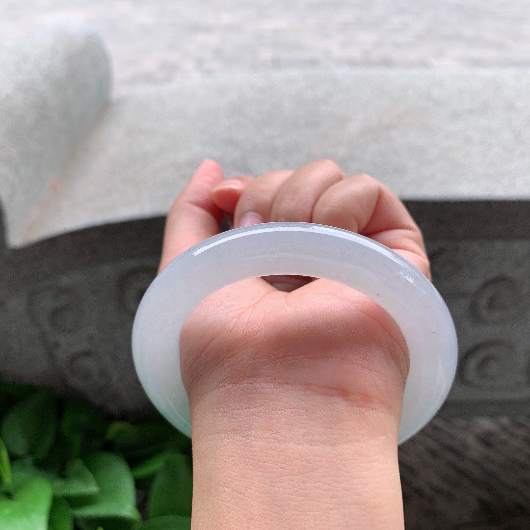 圈口57.3-11.3-11.6 【高冰晴绿圆条手镯】圆条57 58可戴