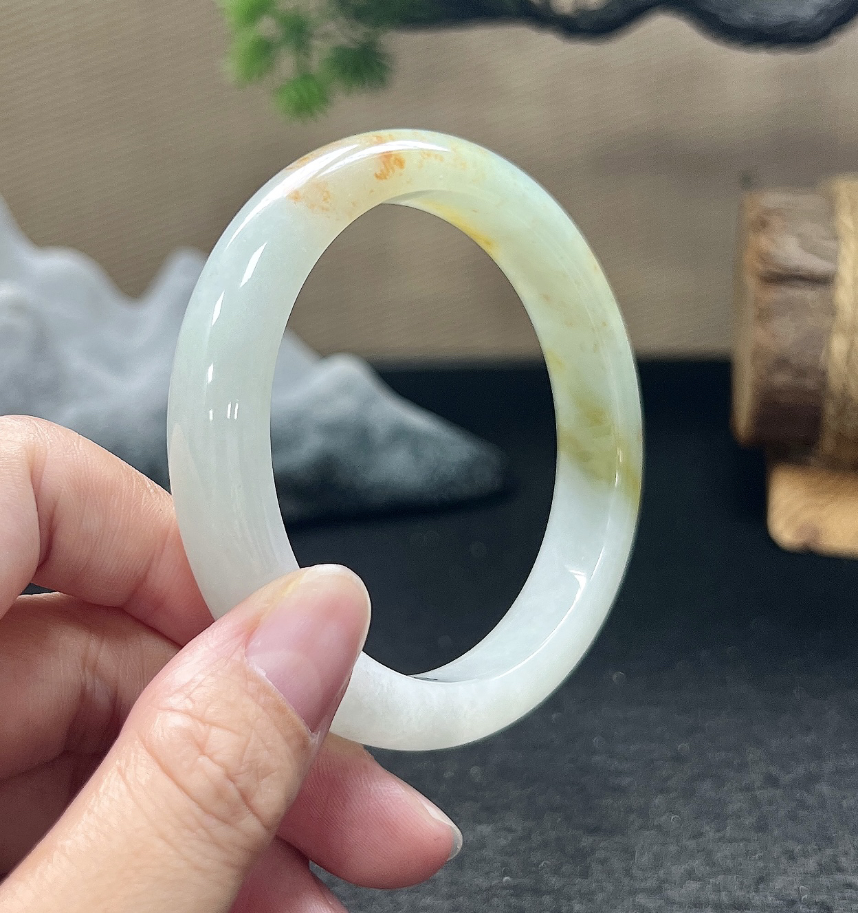 57正圈洒金黄手镯