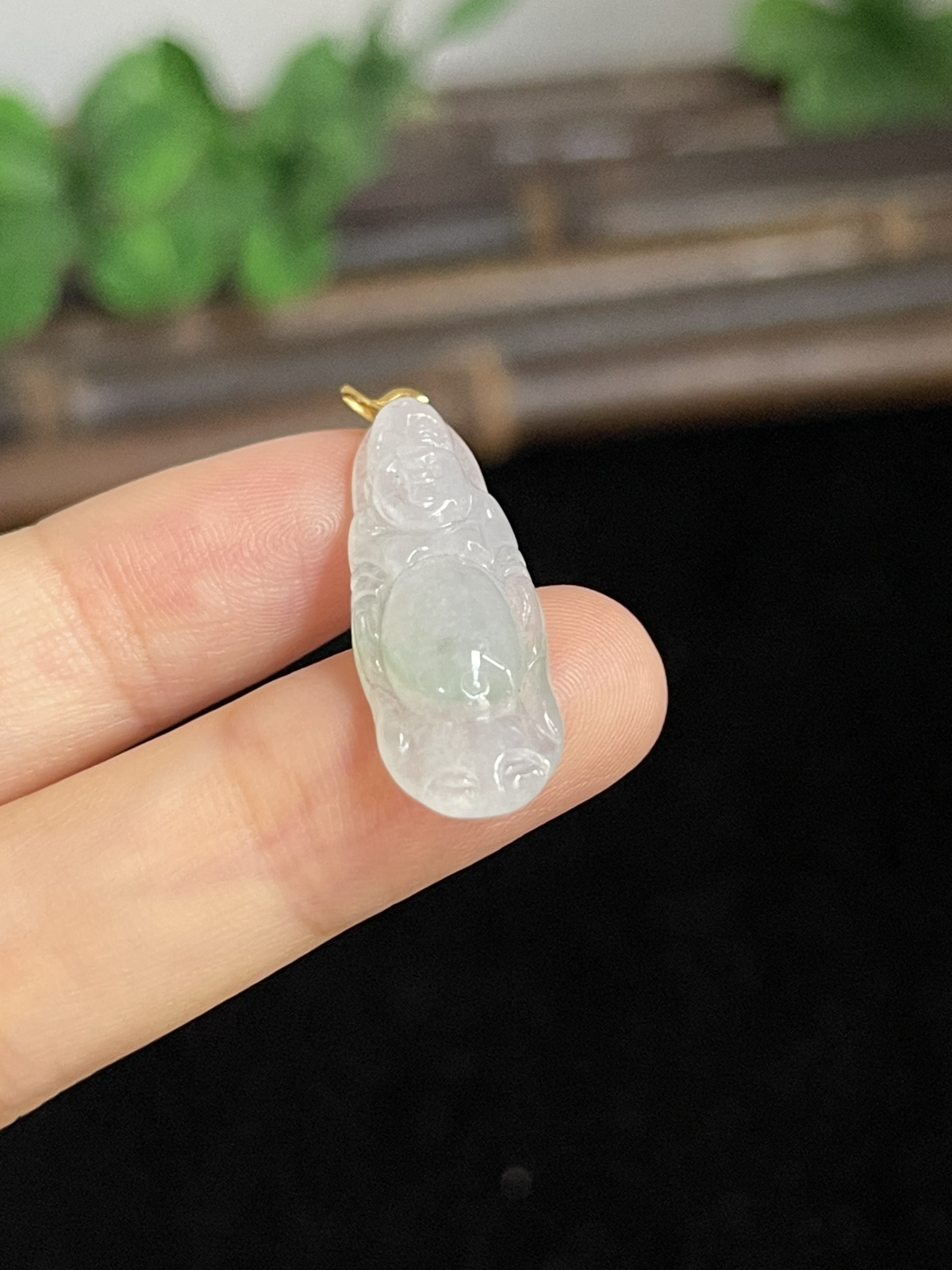 翡翠挂坠，印记：G18K