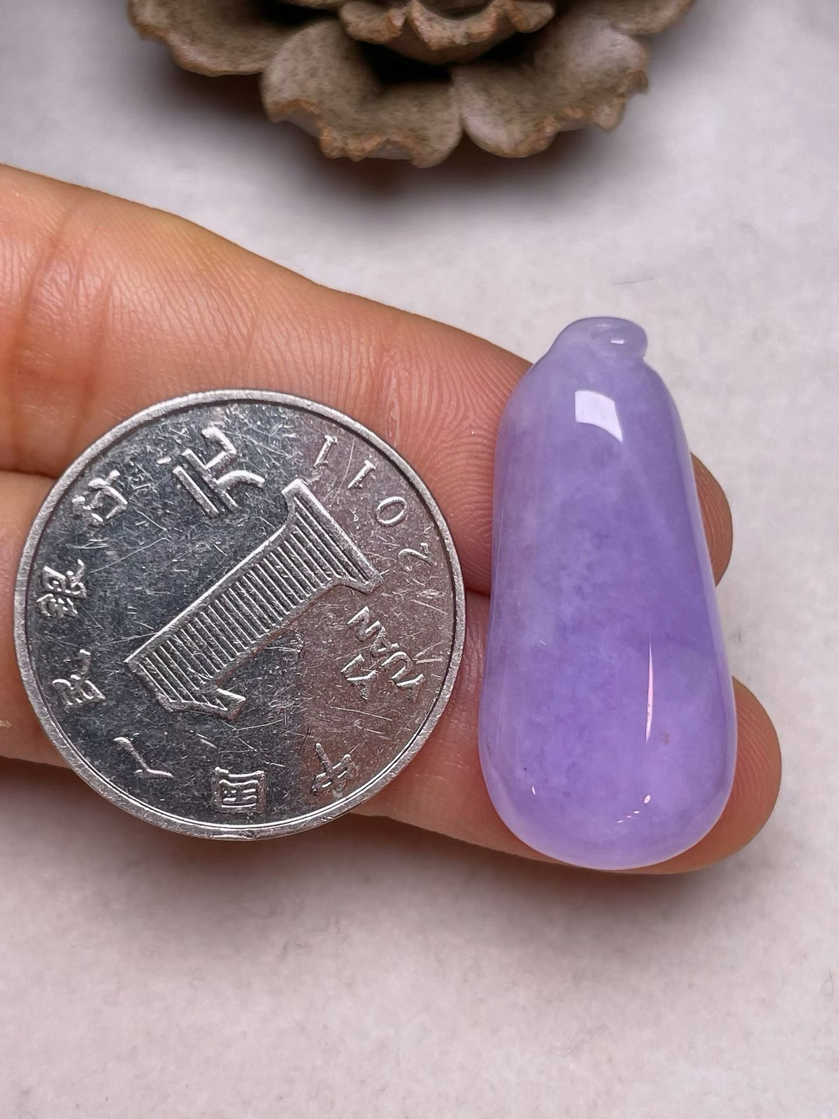 冰糯种紫罗兰【福瓜】吊坠，种水好，玉质细腻 ，卖相好‘