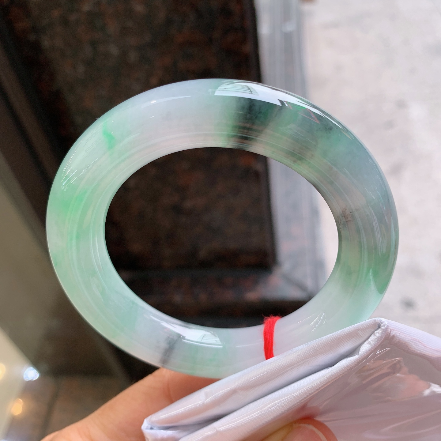 圆条冰种飘花，无裂，尺寸：55.4/13.3/13.2，版型好