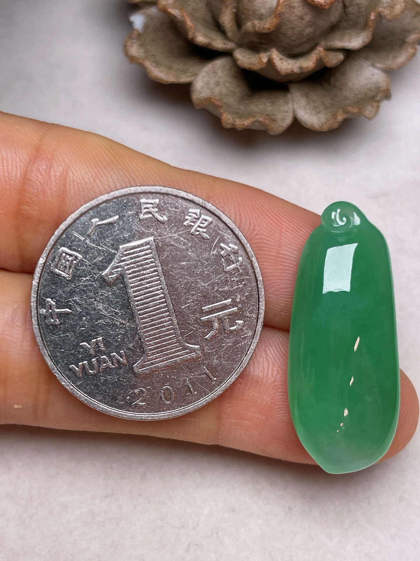 福瓜冰糯种满色无裂一手货源尺寸29/12.3/5.8