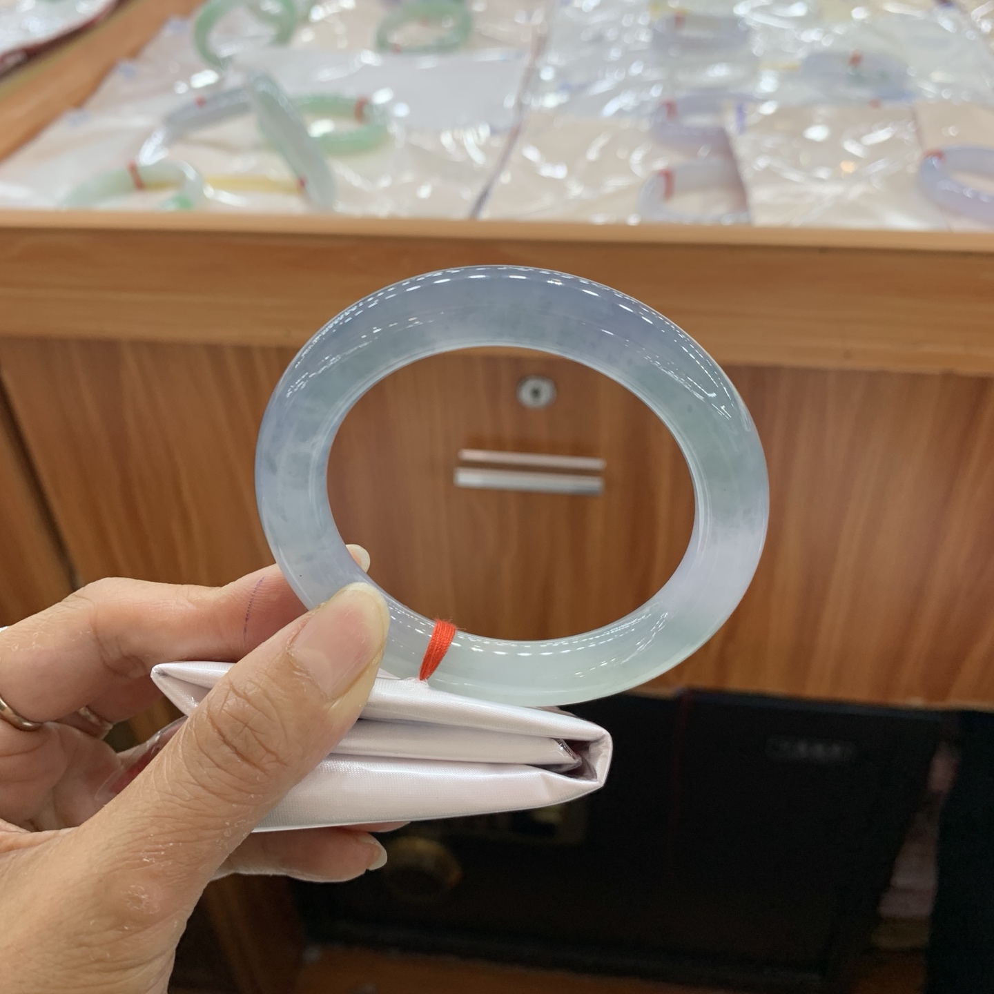 042039GX冰蓝圆条翡翠手镯57.7-11.3-11