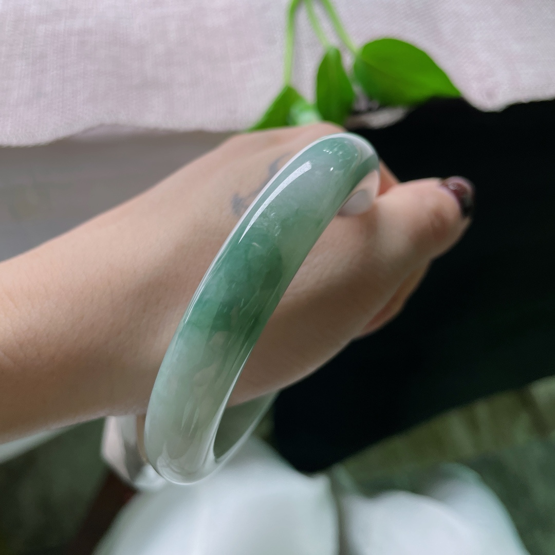 60.2/11.9/9.2油青正圈，水润细腻，悠闲自在，婉间风华，晶体，ss50774a