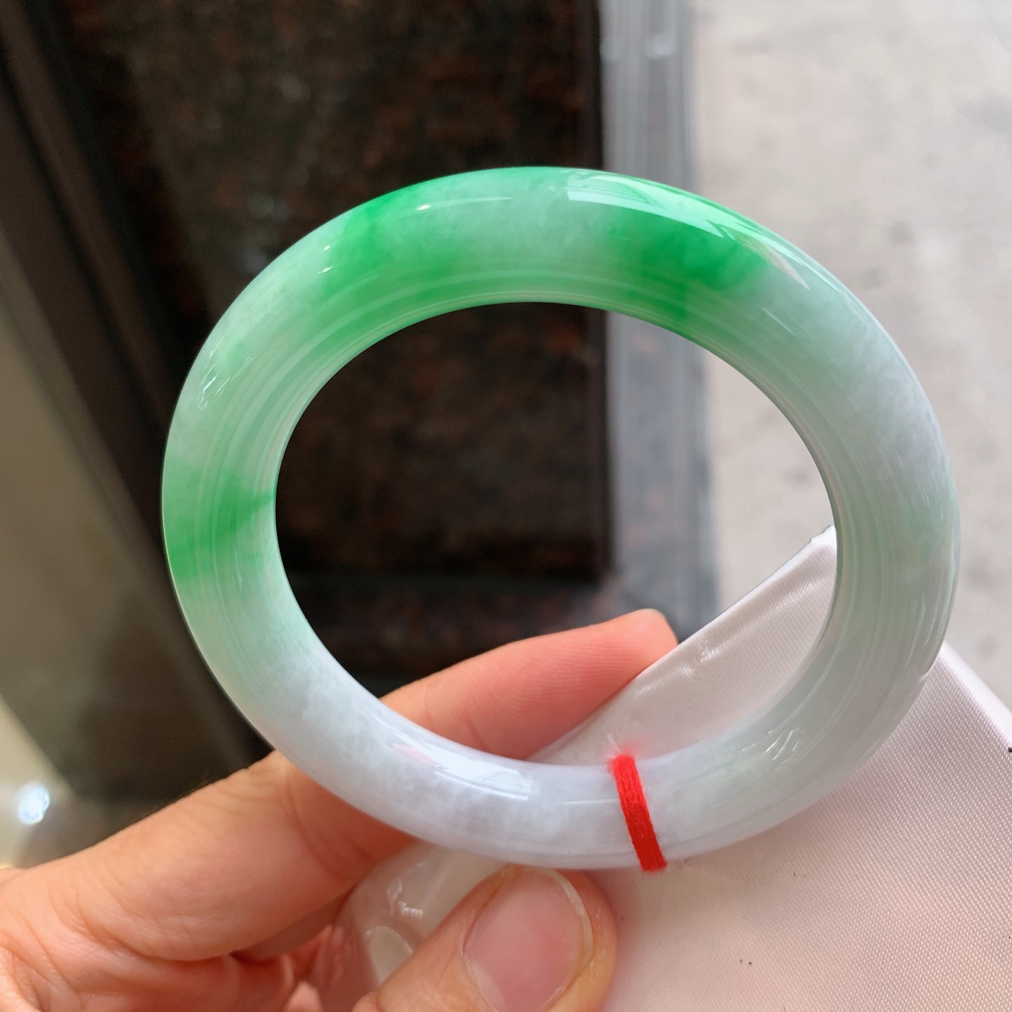 圆条飘绿 有两条棉线 尺寸：55.8/10.8  色辣