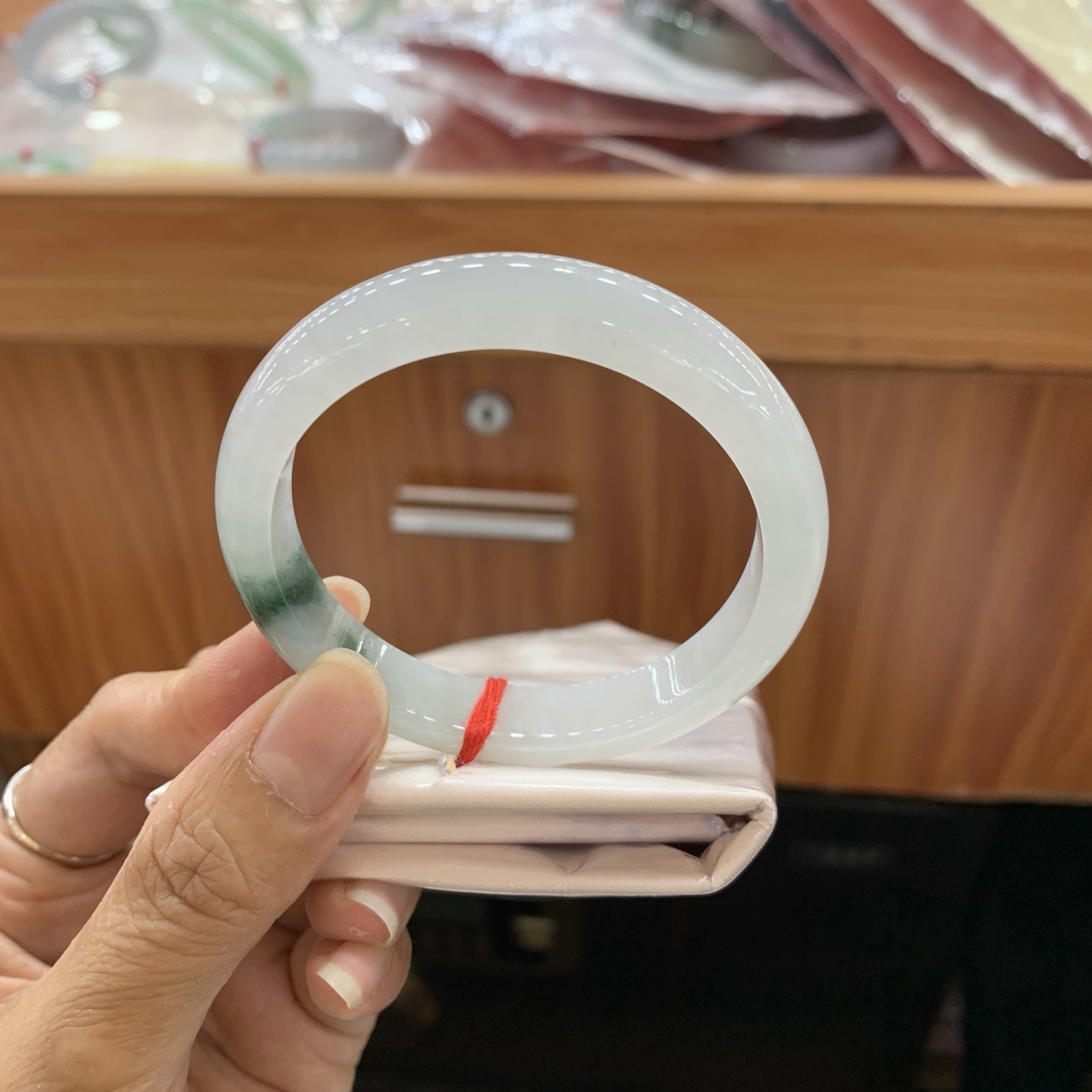 042004FN飘花正圈翡翠手镯54-10.3-7.3