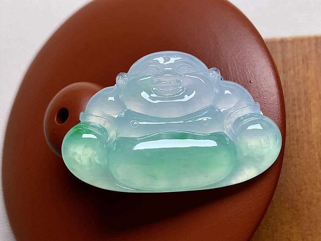 ️ 冰种阳绿佛公 色泽青翠漂亮，种水，无裂尺寸31.2*20.3*3.8 超值