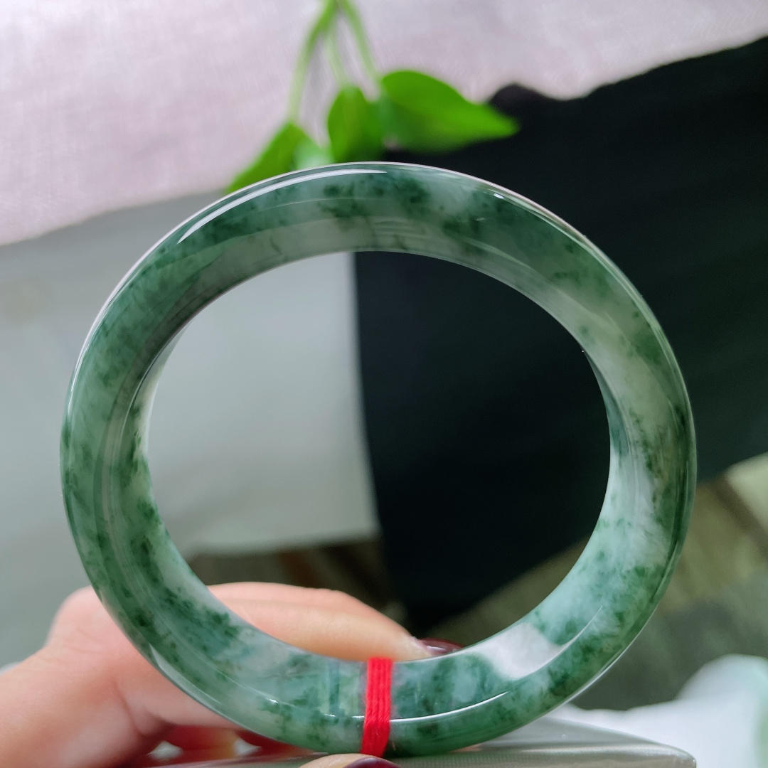 53.6/12.4/7.6飘花正圈，水润，沉稳贵气，典雅，无裂，ss51331a