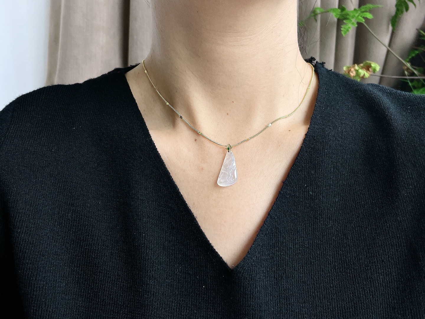 冰九尾狐吊坠，18k金镶嵌，无裂，性比高，39.7，24.6-13-5.6，2.6克