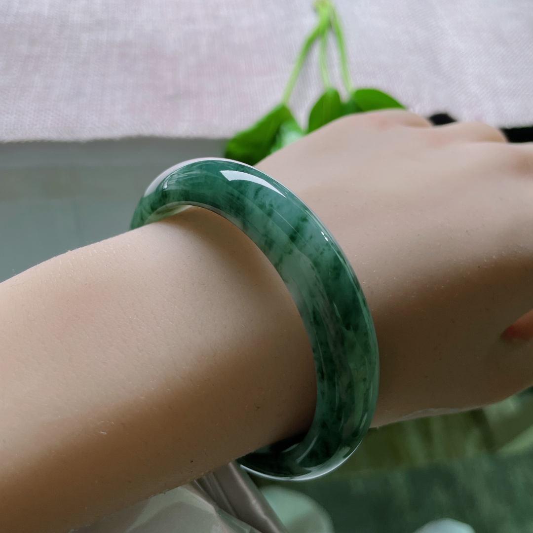 53.6/12.4/7.6飘花正圈，水润，沉稳贵气，典雅，无裂，ss51331a