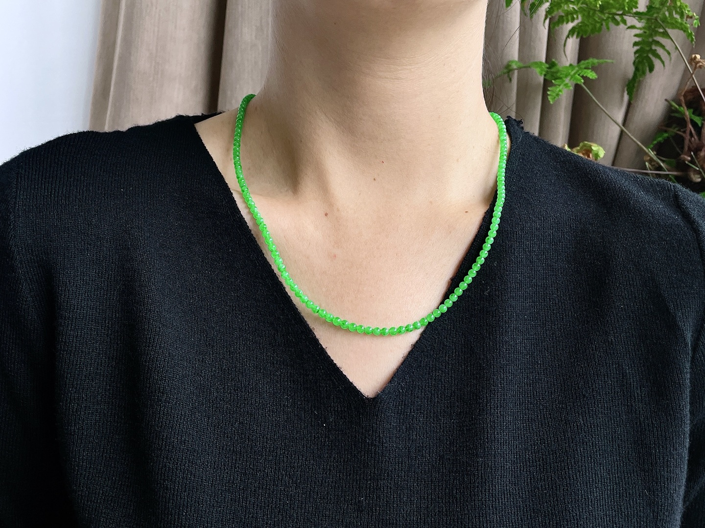 高冰阳绿珠链圆珠珠子珠链，缅料 性比高，3.3mm，28cm，13.2克