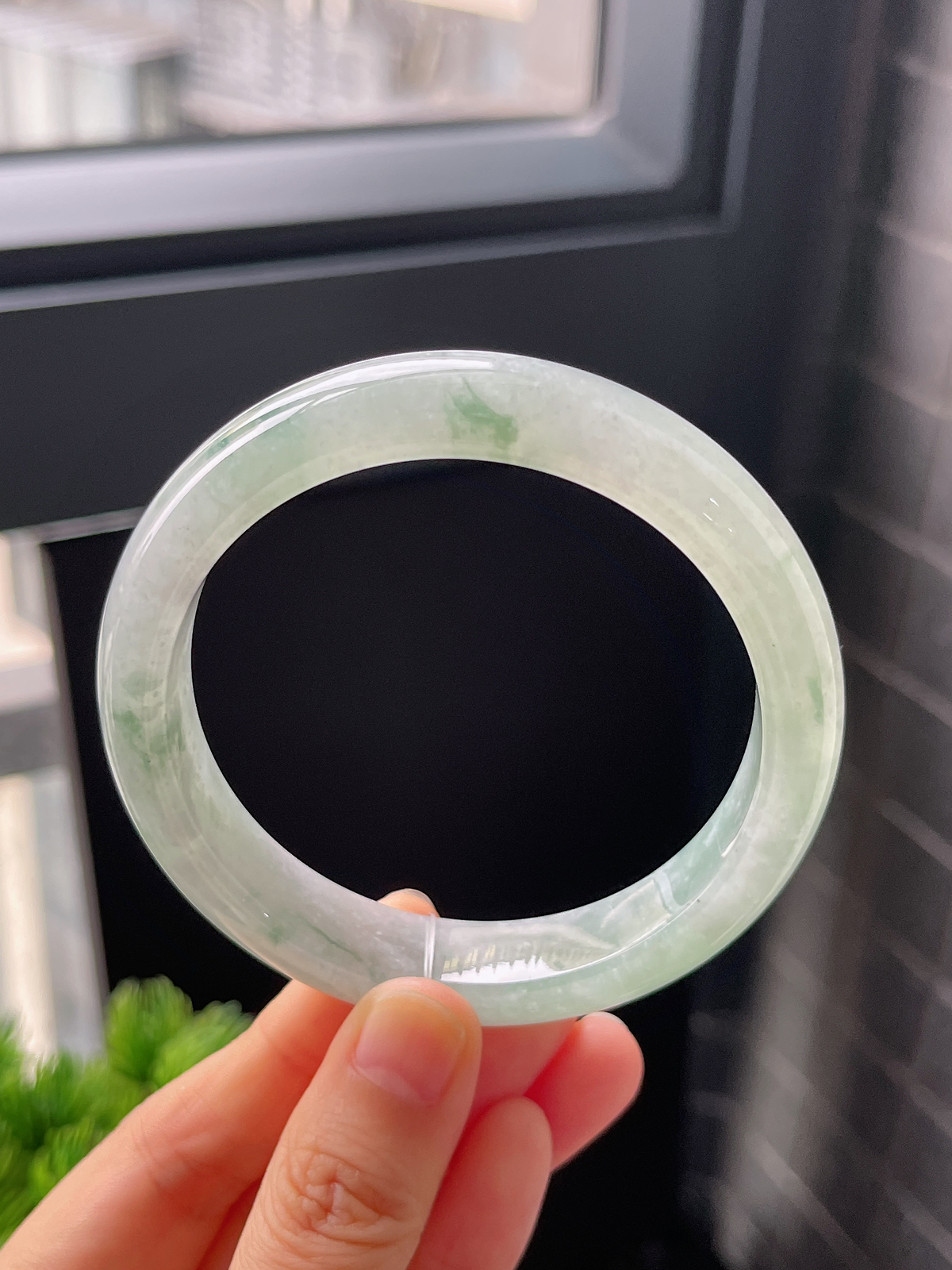 正圈60圈口，翡翠冰糯种飘花手镯