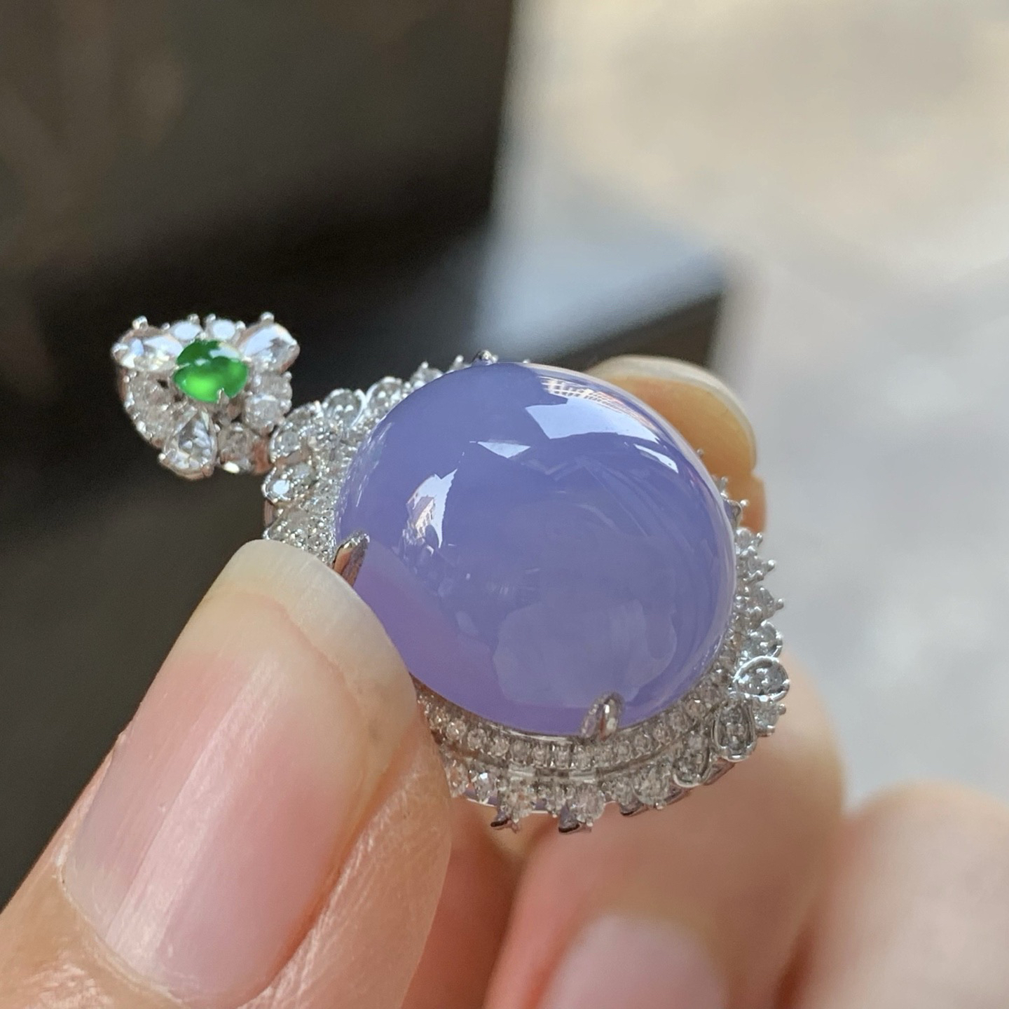 金钻镶嵌紫罗兰吊坠^_^鲜艳 均匀