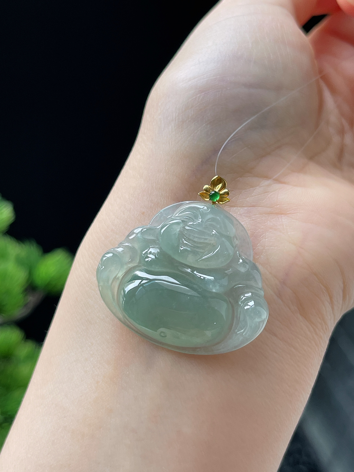 18k金 翡翠冰糯种淡绿色佛公吊坠