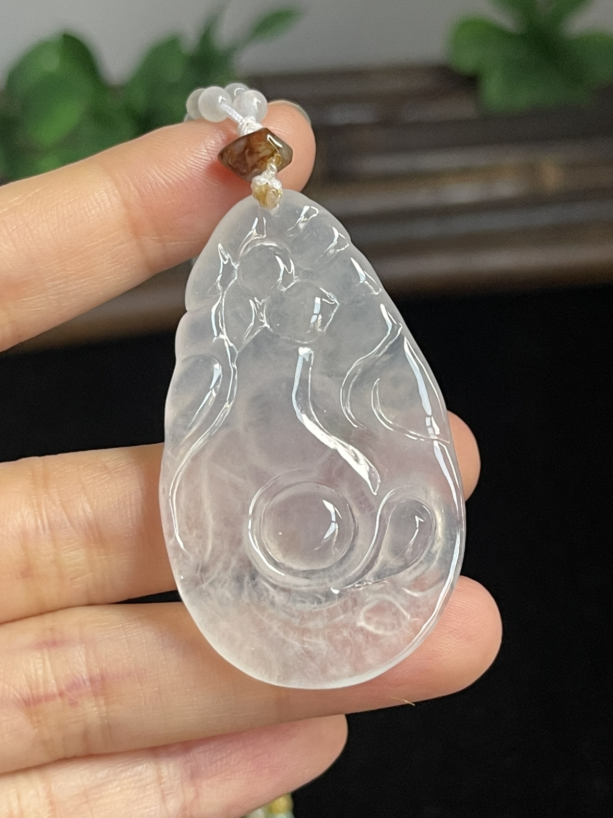 翡翠佛，配珠未测