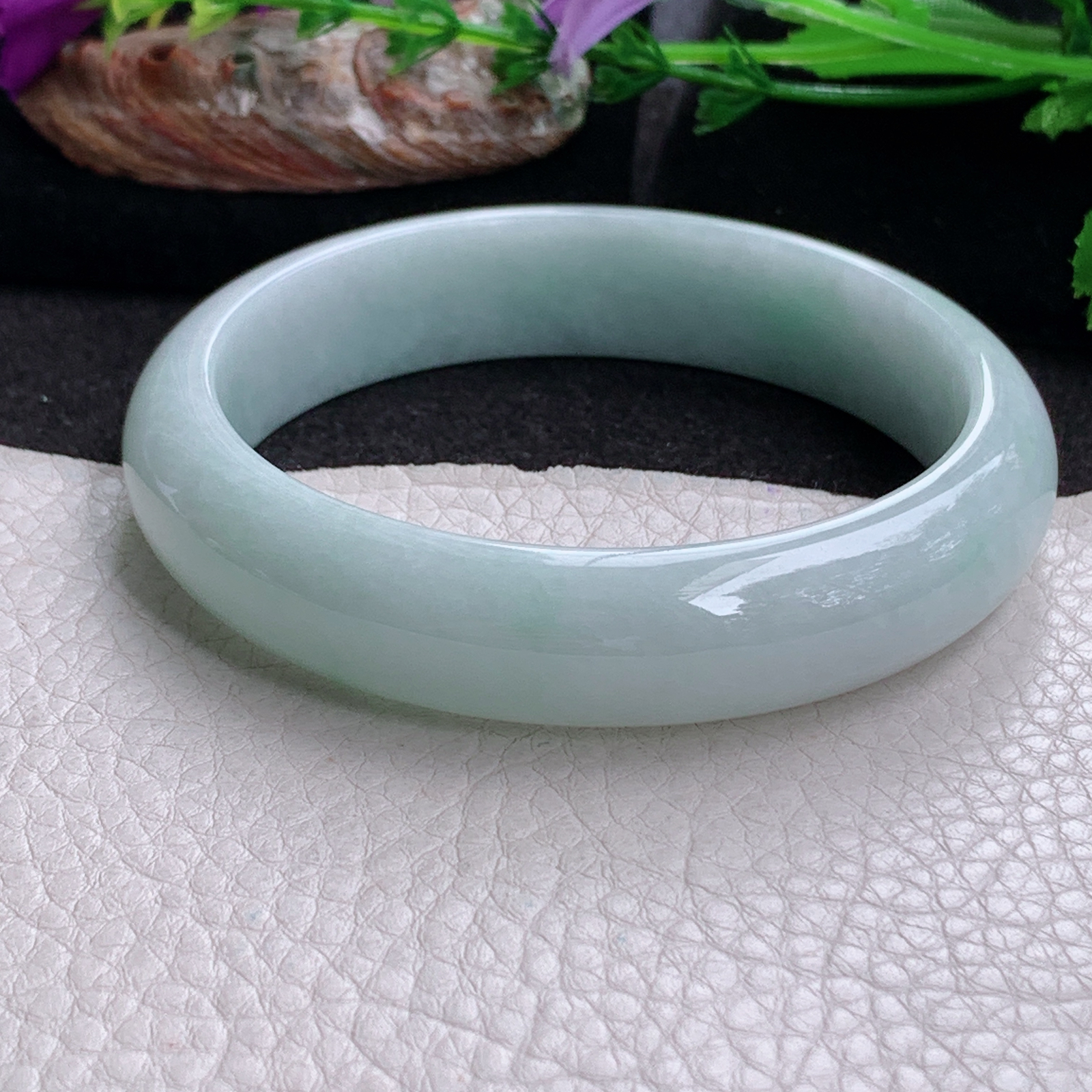 js大圈口63.5*14.8*8平安镯 天然缅甸翡翠a货手镯浅绿大气正圈玉镯子