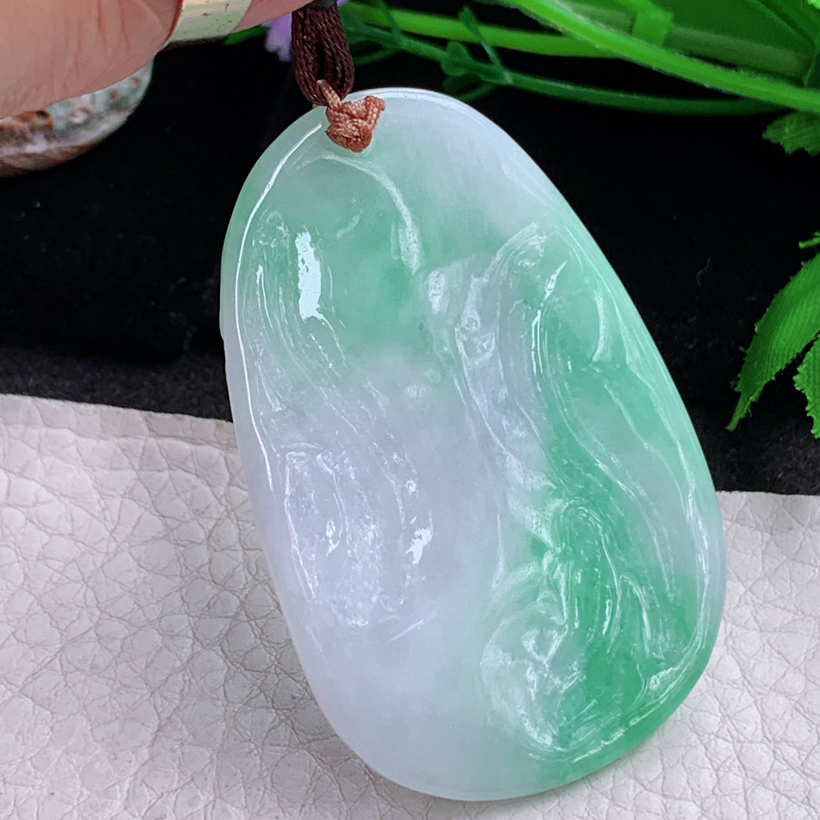 bg实拍57.3*37.8*5缅甸翡翠a货精雕双彩御龙观音 玉观音玉吊坠 玉挂件