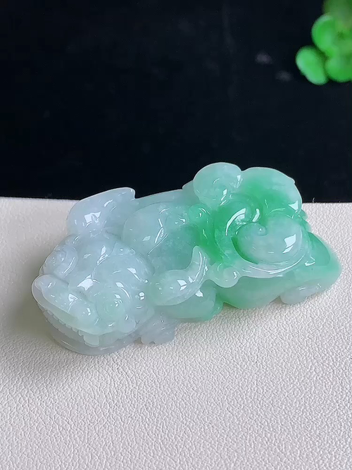  飘绿貔貅，无裂，尺寸47.5/24.7/11.7，№;y20085 18