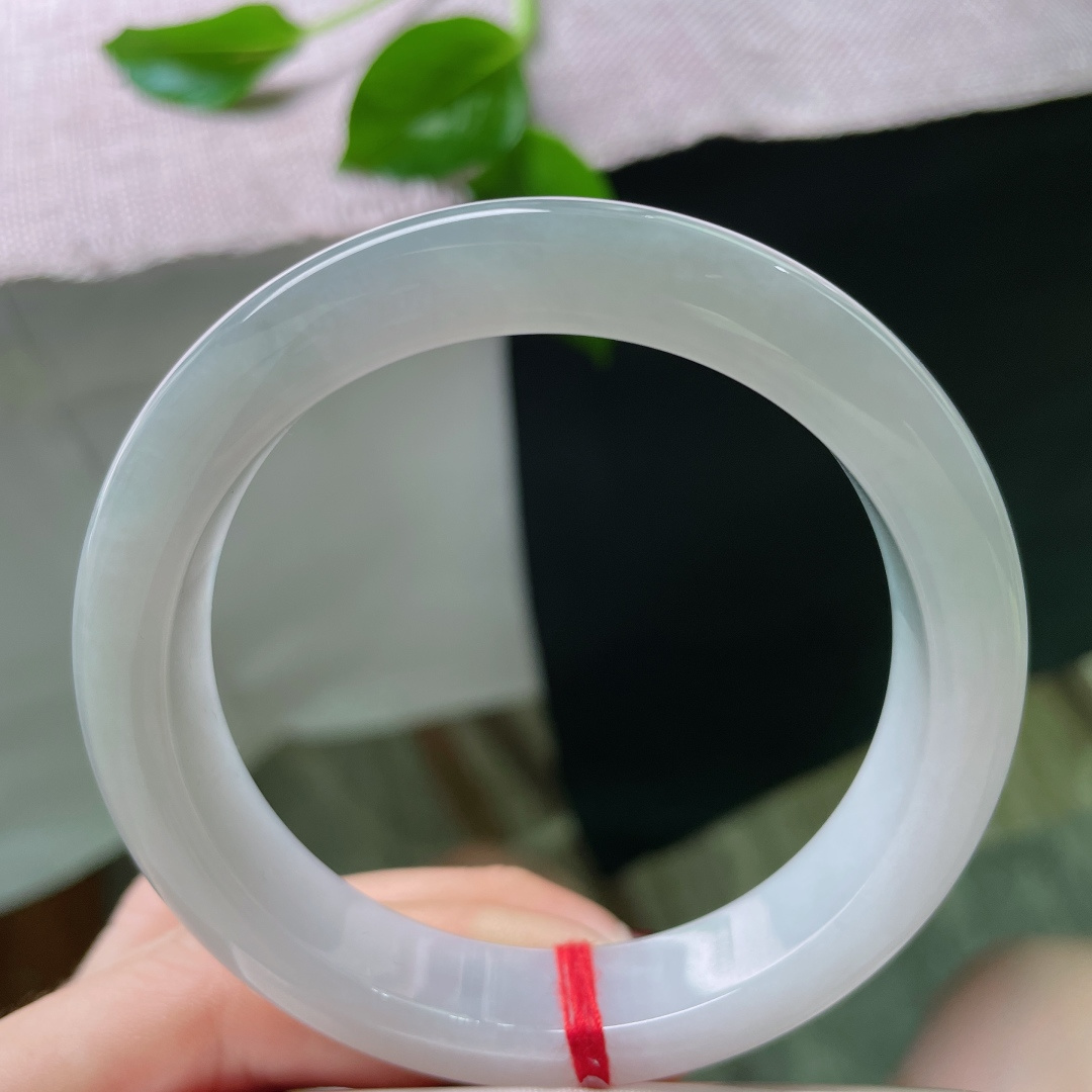 57.3/12.2/8.5，浅绿底正圈，种老，水头好，温柔，淡雅倾心，无裂，ss49995a