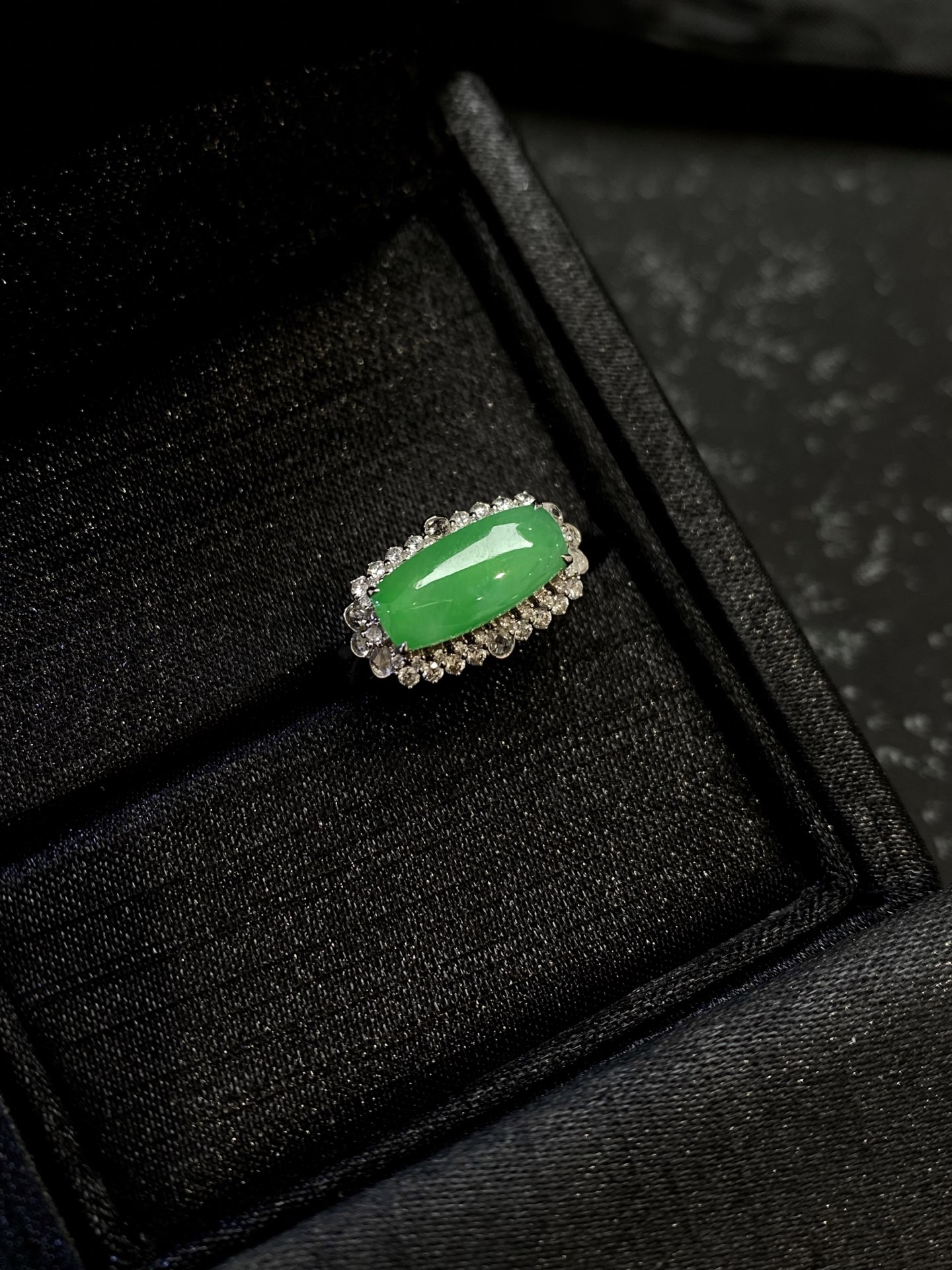 ·13000马鞍形戒指·金裸·13.3-6.2-2.8mm