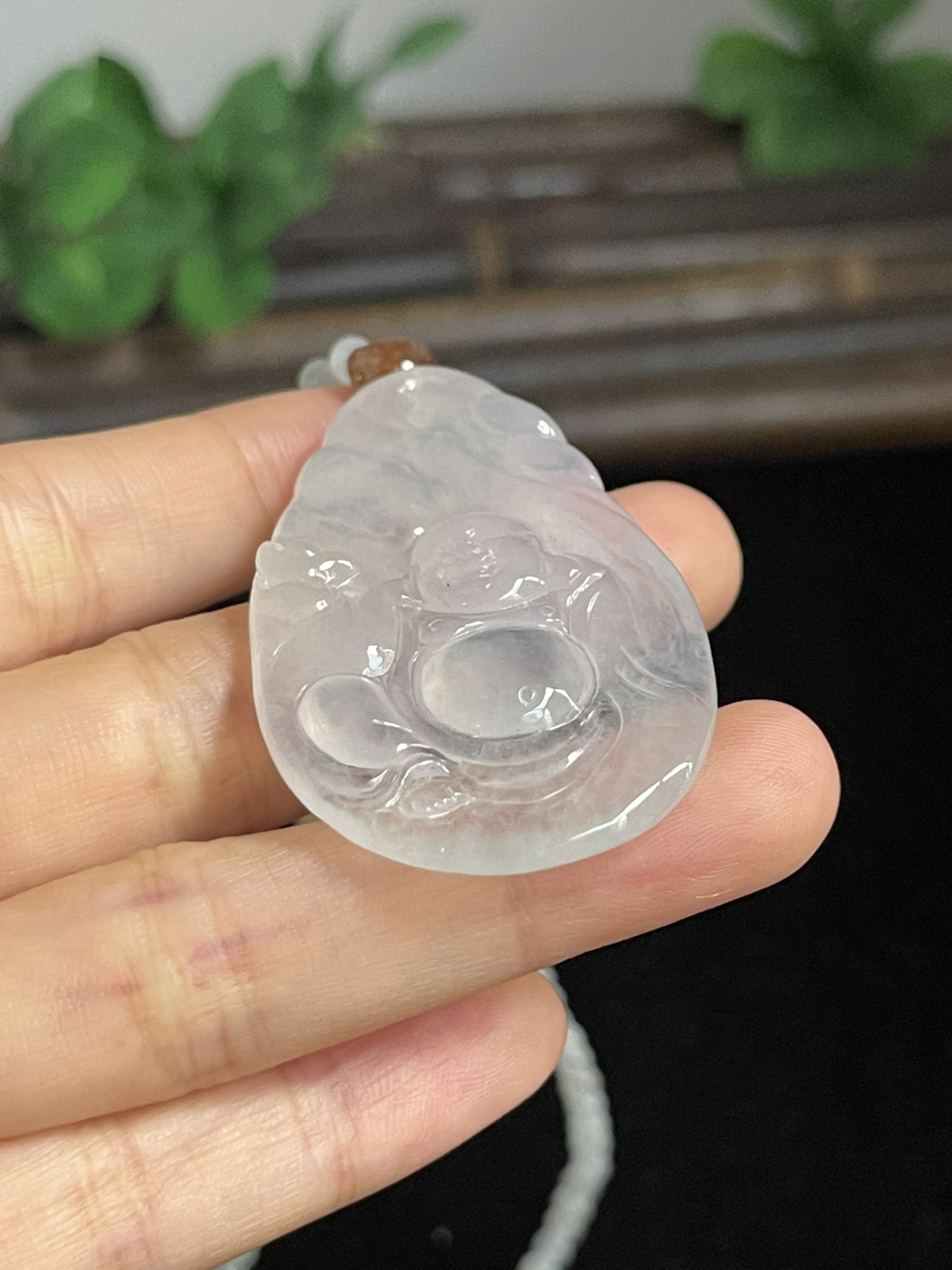 翡翠佛，配珠未测