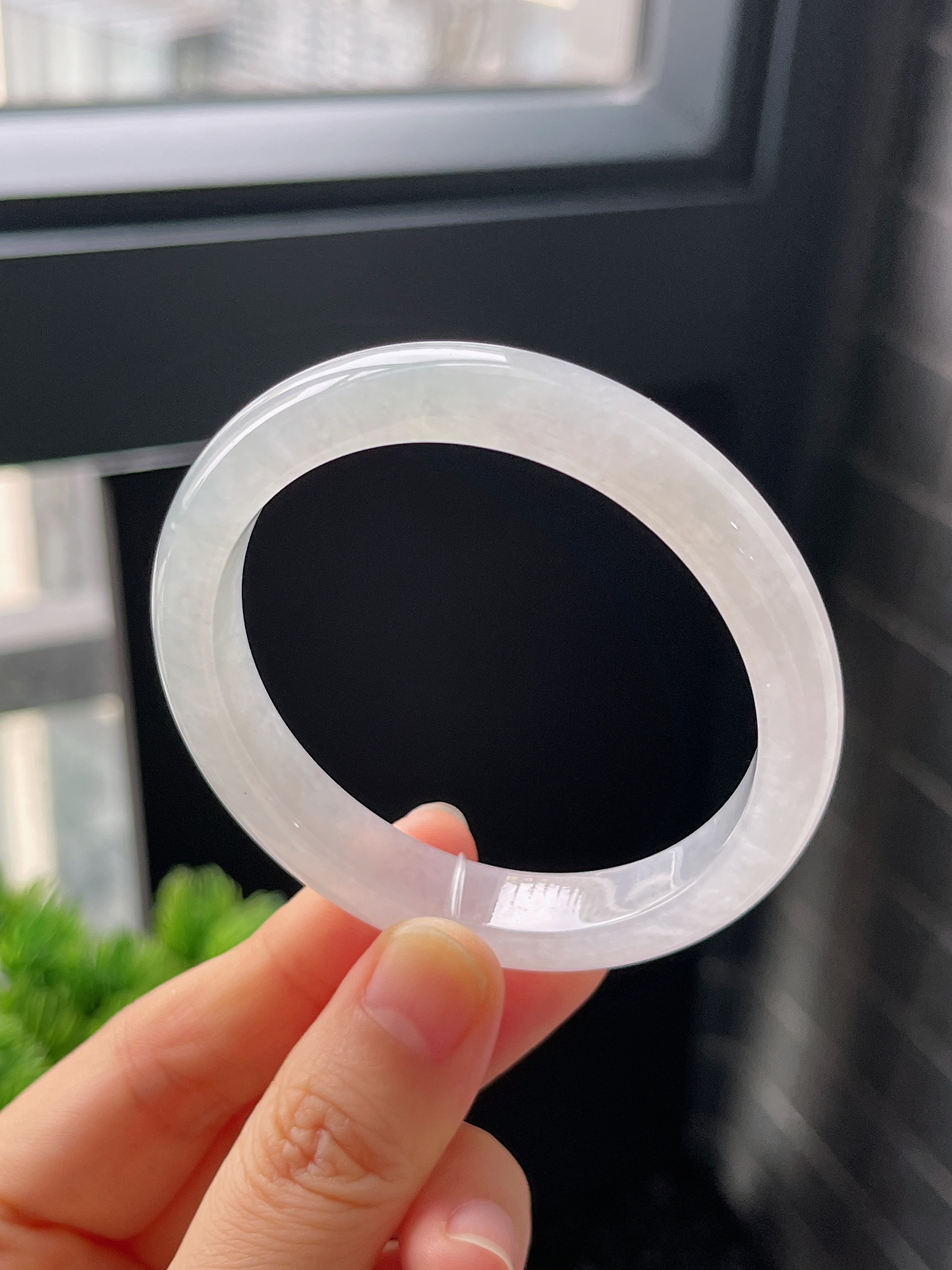 贵妃镯52.7圈口，翡翠冰糯种白色手镯，妥妥白月光