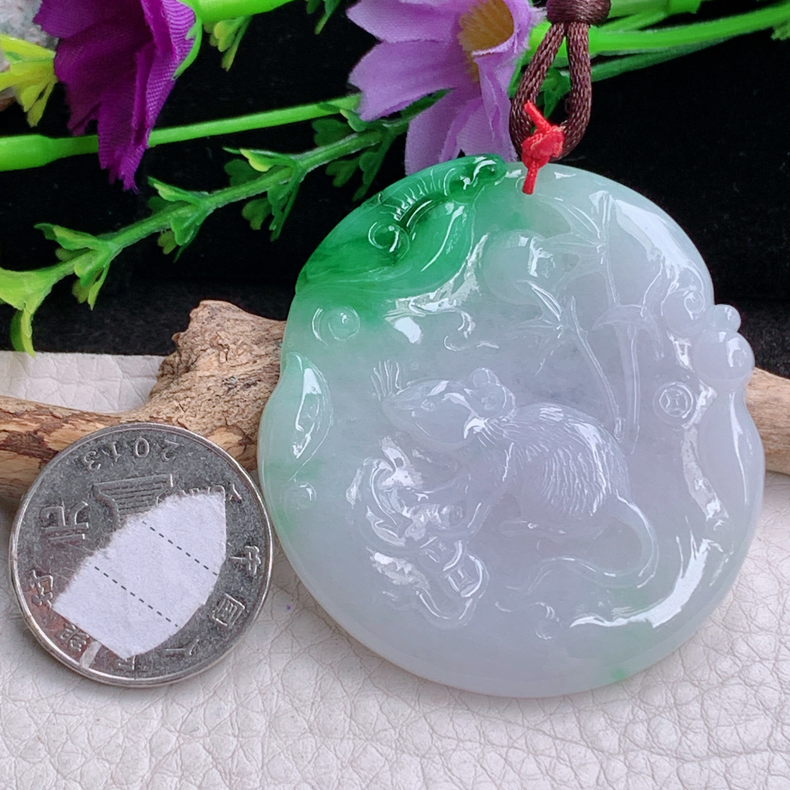 bg实拍52*48*5.3缅甸翡翠a货精雕鼠到运到 生肖鼠玉吊坠 玉挂件