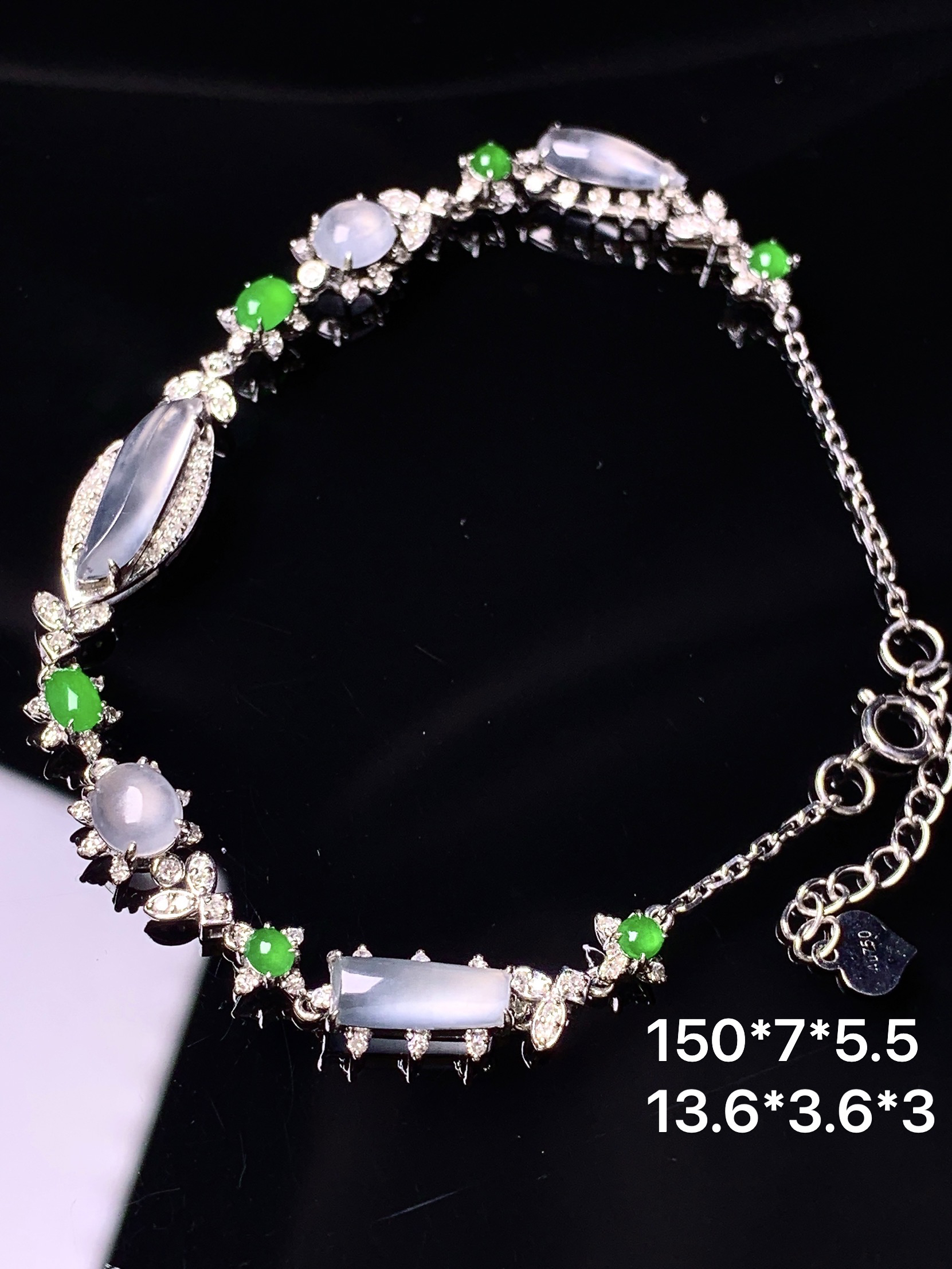 18k金钻镶嵌冰种多宝手链 玉质细腻 色泽艳丽清新 水润亮眼 整体尺寸150*7*5.5s1