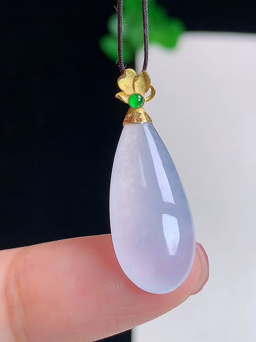 ，18k金镶冰水滴，无裂，尺寸23/10.1/5.2，№:y2055  18