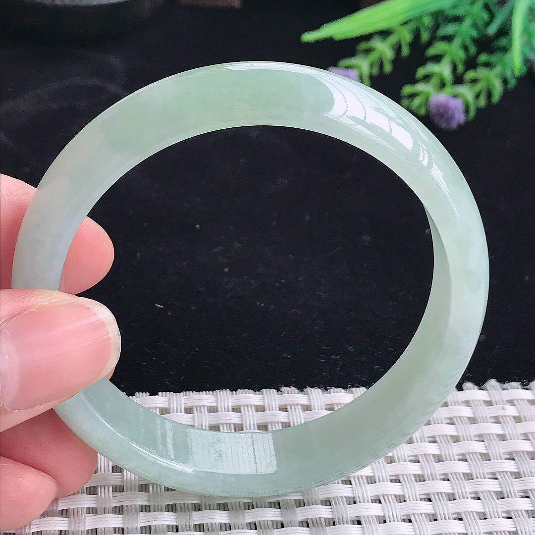 实拍A货翡翠56.8/13.2/7.2老坑冰润起胶冰晴绿手镯宽边玉镯平安镯