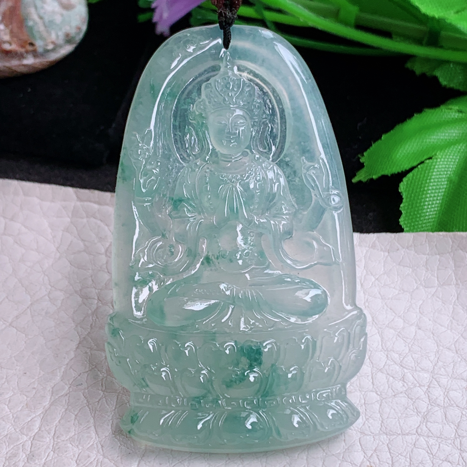 bg实拍66*40*5.5缅甸翡翠a货精雕冰晴飘花坐莲观音 玉观音玉吊坠 玉挂件