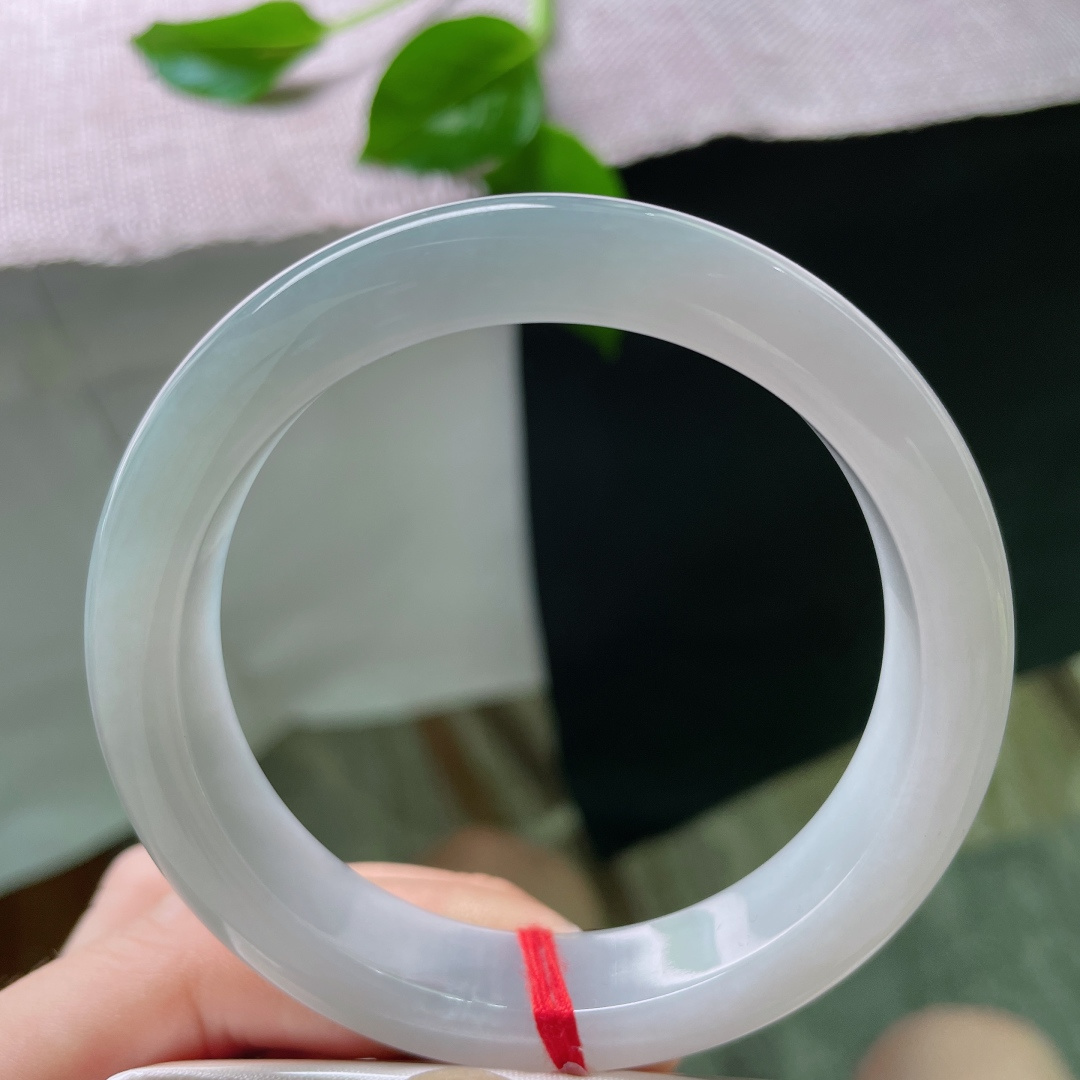 57.3/12.2/8.5，浅绿底正圈，种老，水头好，温柔，淡雅倾心，无裂，ss49995a