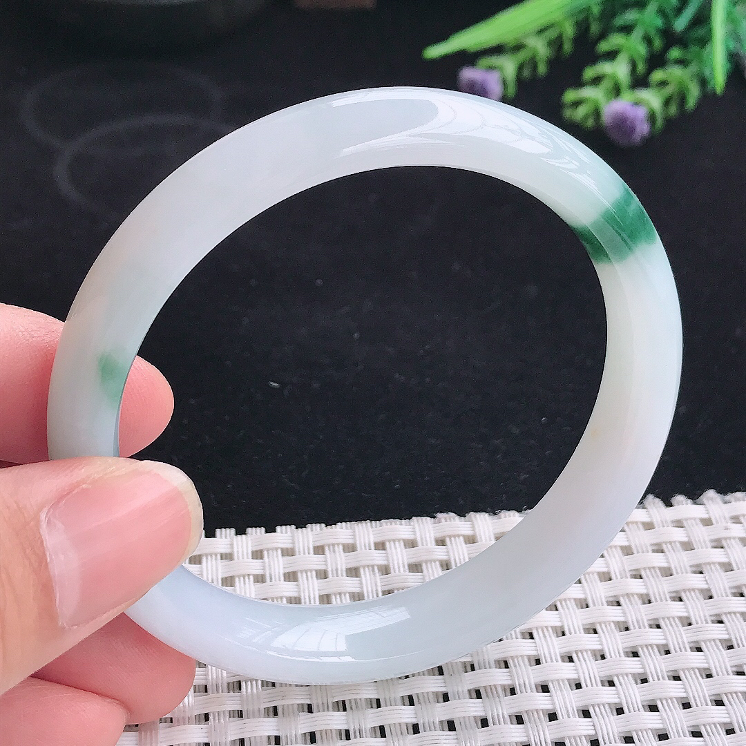 实拍A货翡翠58.5/12/7.5老坑精美冰润飘花手镯宽边玉镯平安镯