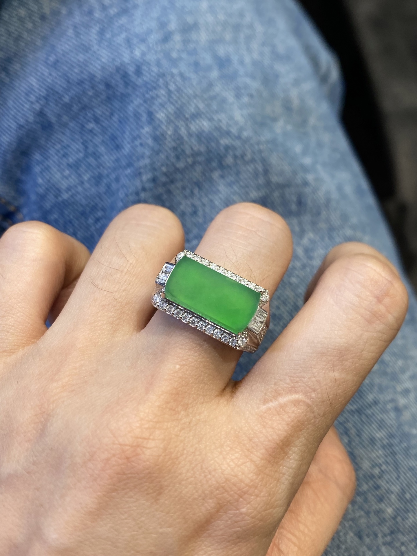 冰阳绿方形戒指·金 裸·16-8.8-3mm