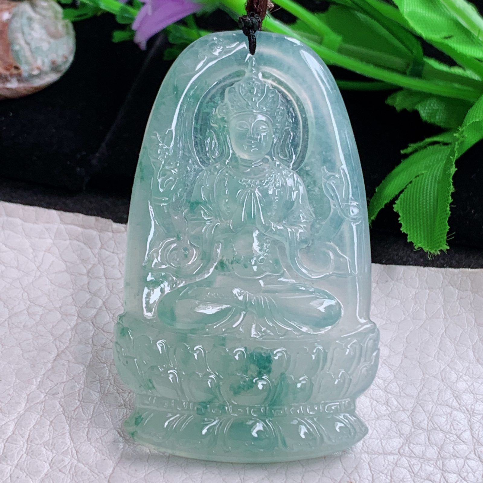 bg实拍66*40*5.5缅甸翡翠a货精雕冰晴飘花坐莲观音 玉观音玉吊坠 玉挂件