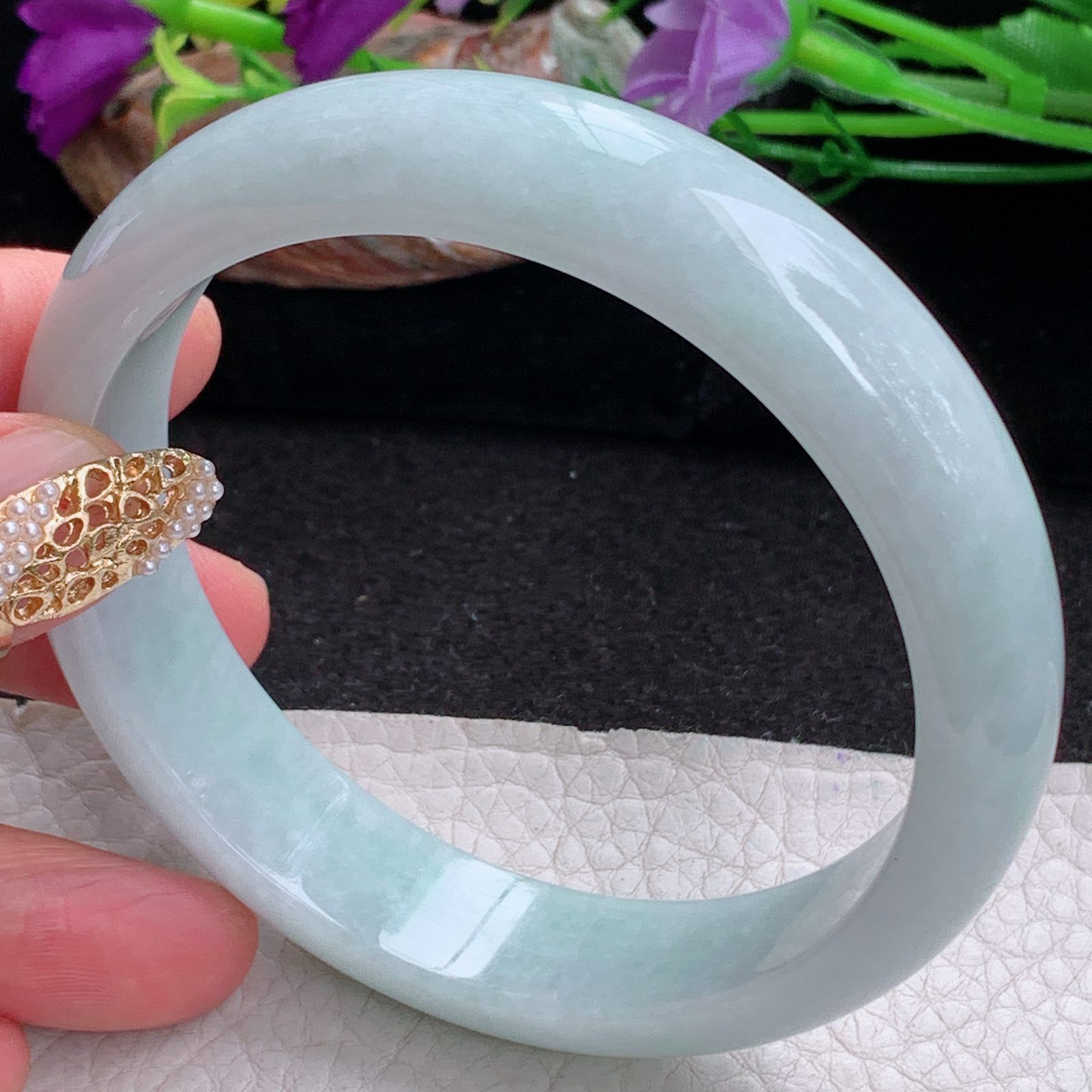 js大圈口63.5*14.8*8平安镯 天然缅甸翡翠a货手镯浅绿大气正圈玉镯子