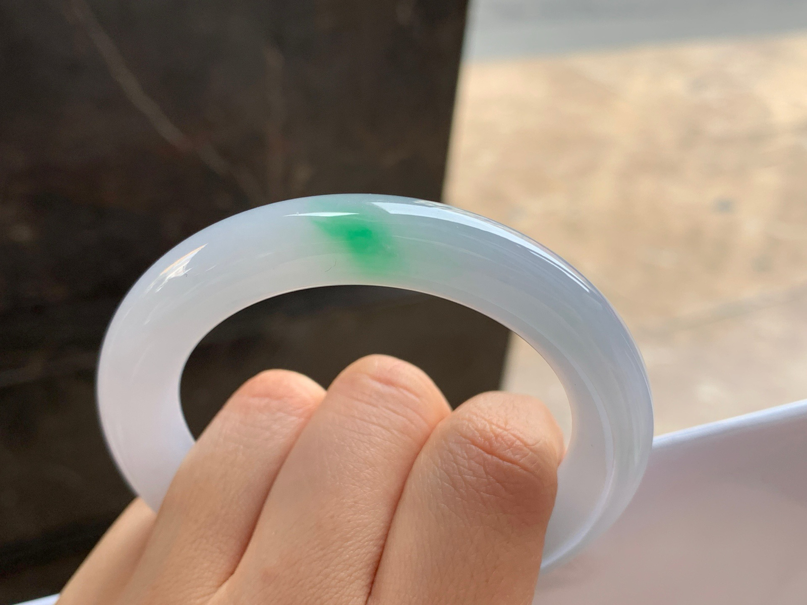 57-12

晴绿圆条手镯^_^清新