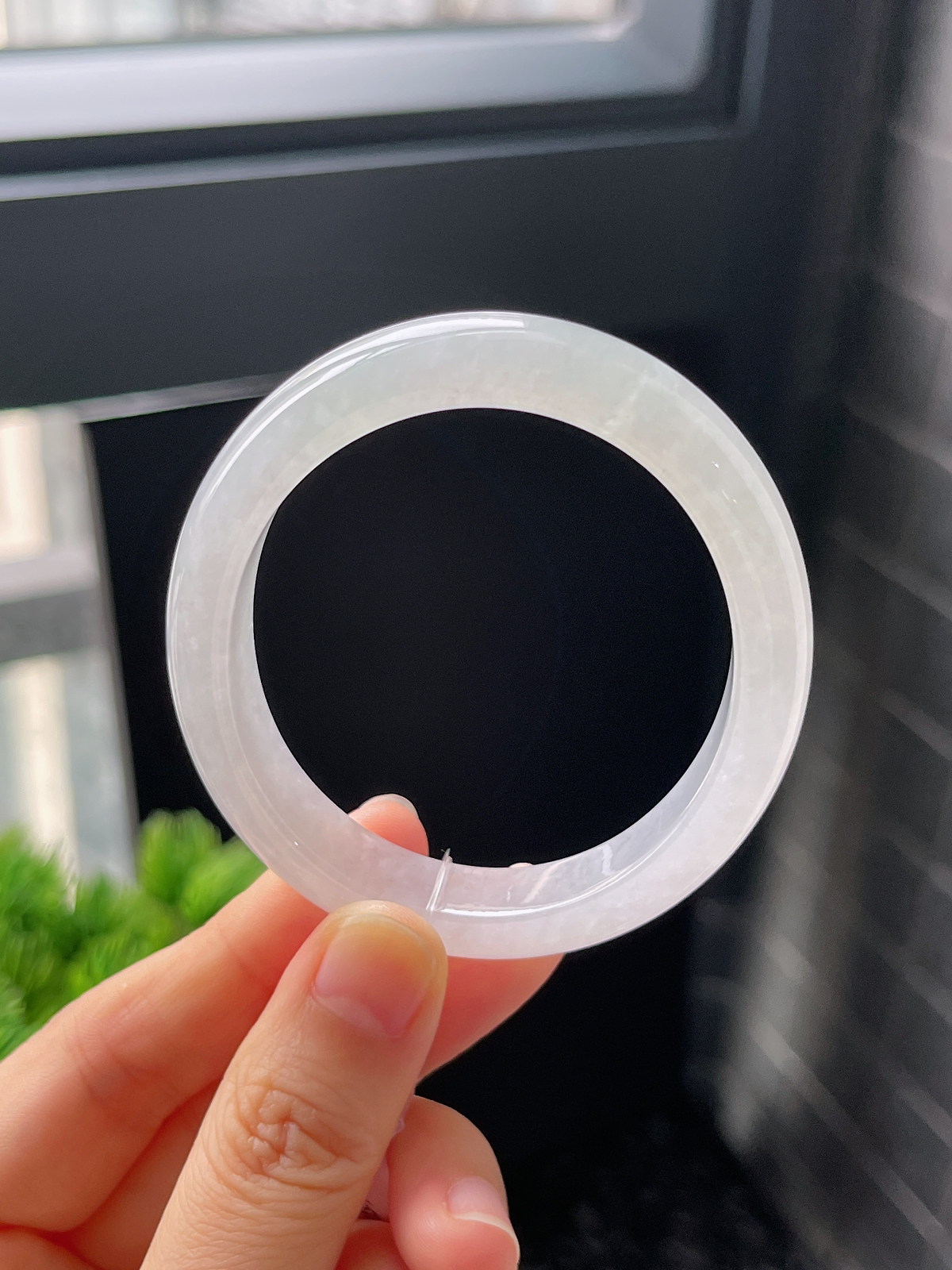 贵妃镯52.7圈口，翡翠冰糯种白色手镯，妥妥白月光