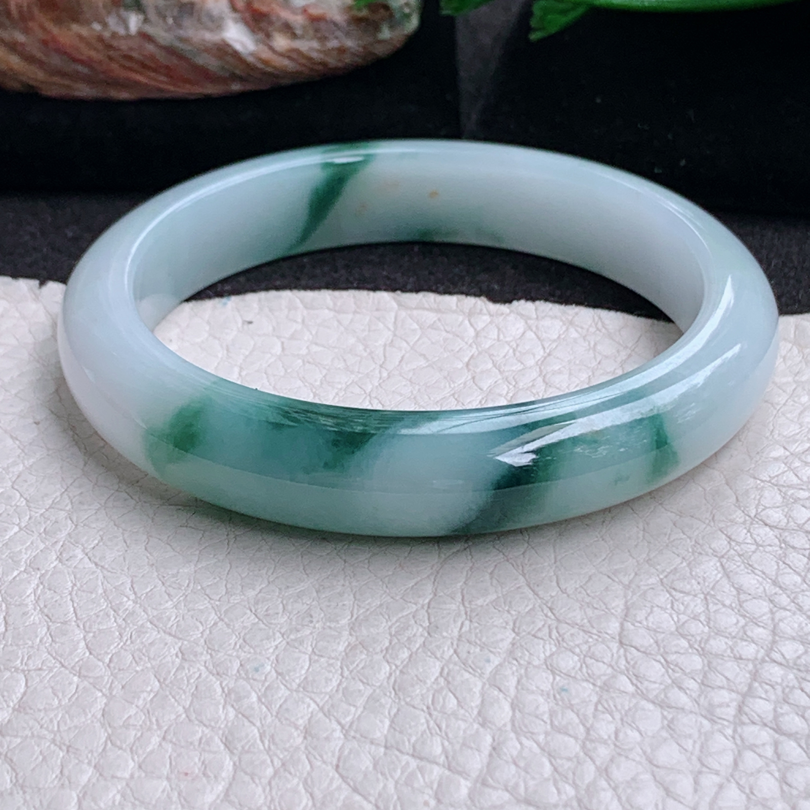 ee实拍56*11.2*7.8平安镯 天然缅甸翡翠a货冰飘花正圈玉镯子