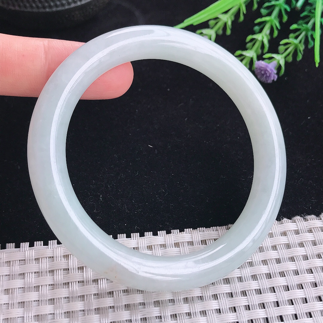 实拍A货翡翠57.8/9.8/9.6老坑秀气冰润晴底圆条手镯宽边玉镯平安镯