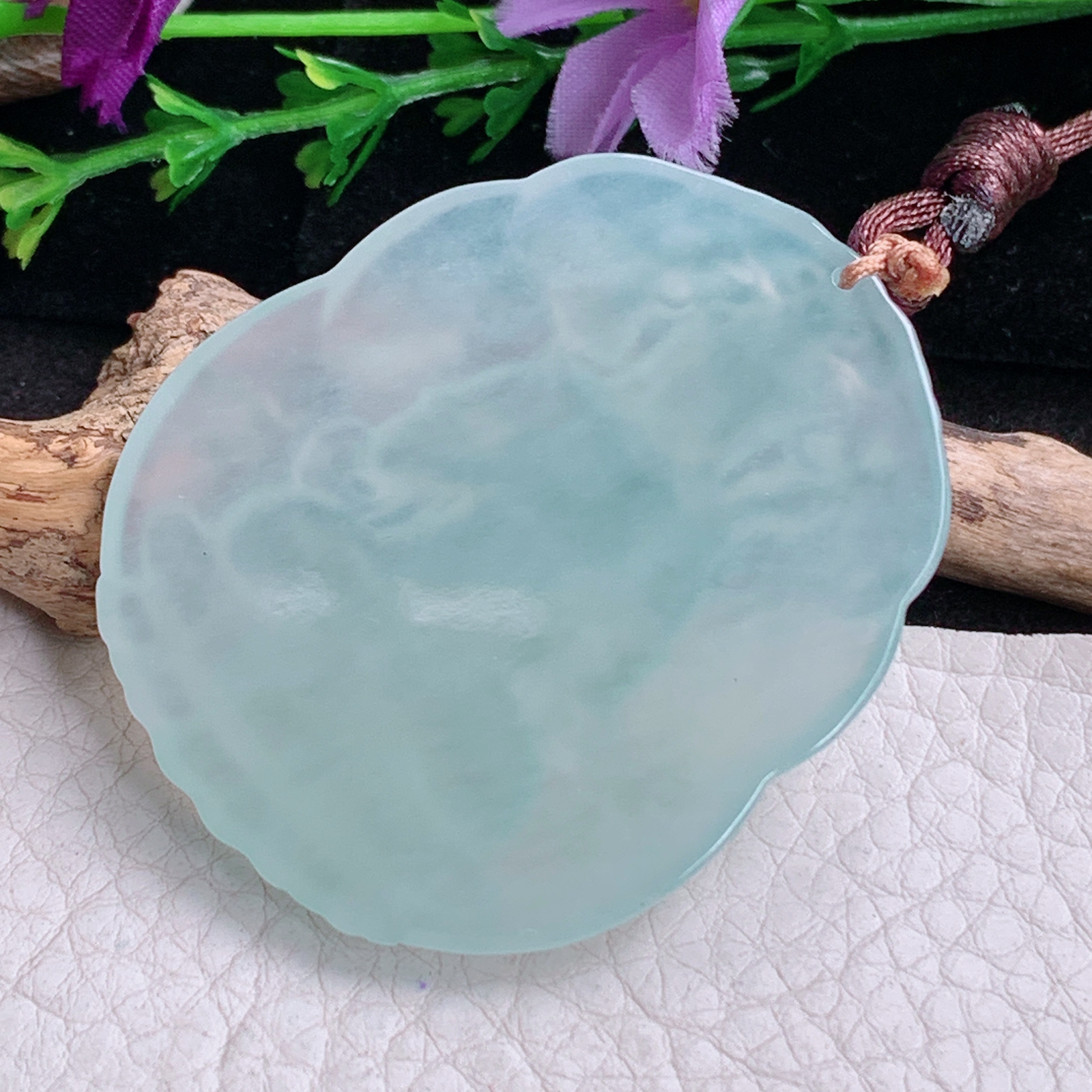 bg实拍50.8*42.6*5.8缅甸翡翠a货精雕冰晴虚空藏菩萨玉吊坠 玉挂件