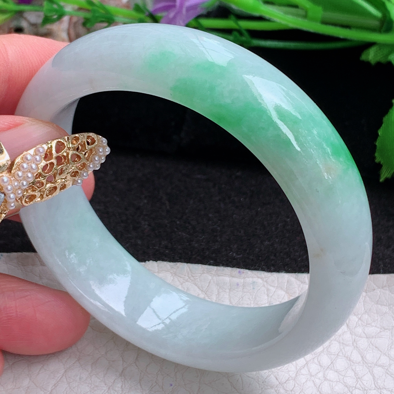 js小圈口52.5*16*8.5轮胎镯 天然缅甸翡翠a货手镯女款白底青秀气正圈玉镯子