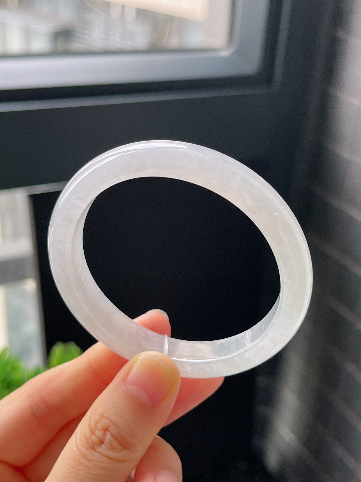 贵妃镯52.7圈口，翡翠冰糯种白色手镯，妥妥白月光