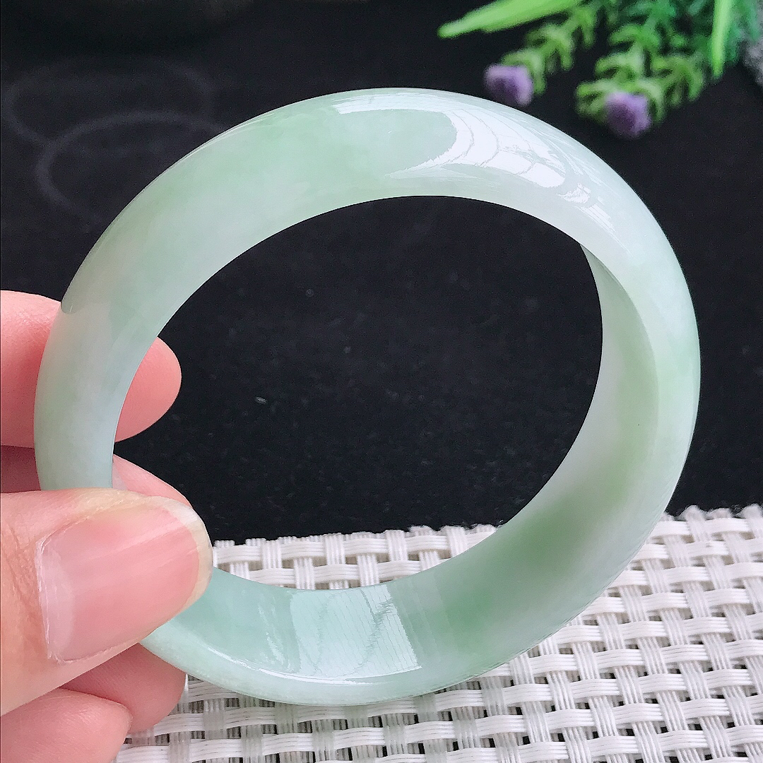 实拍A货翡翠58/18/7.6轮胎镯老坑冰润起胶晴绿色手镯宽边玉镯平安镯