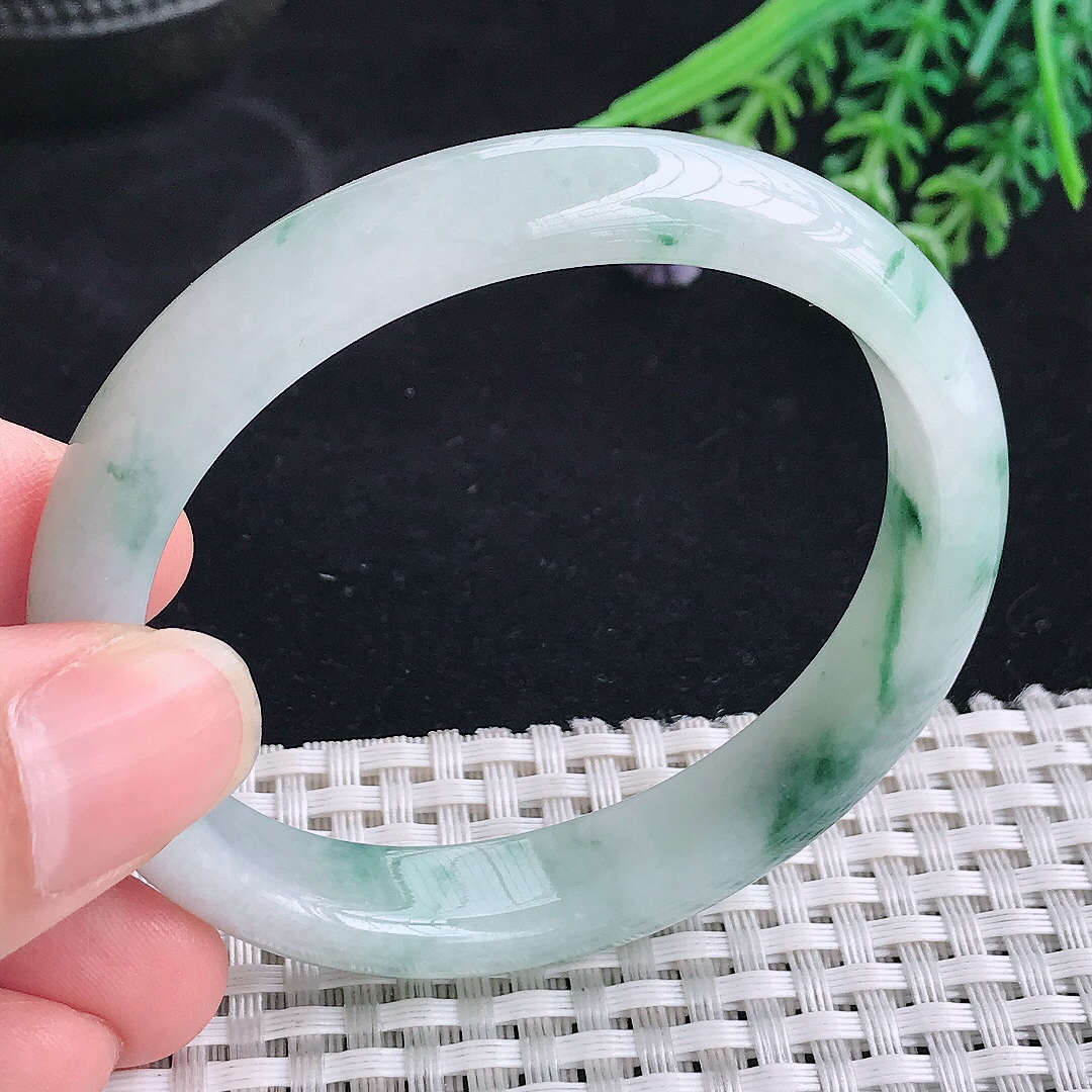 实拍A货翡翠55/48.8/11.3/7.2老坑冰润飘花贵妃手镯宽边玉镯平安镯