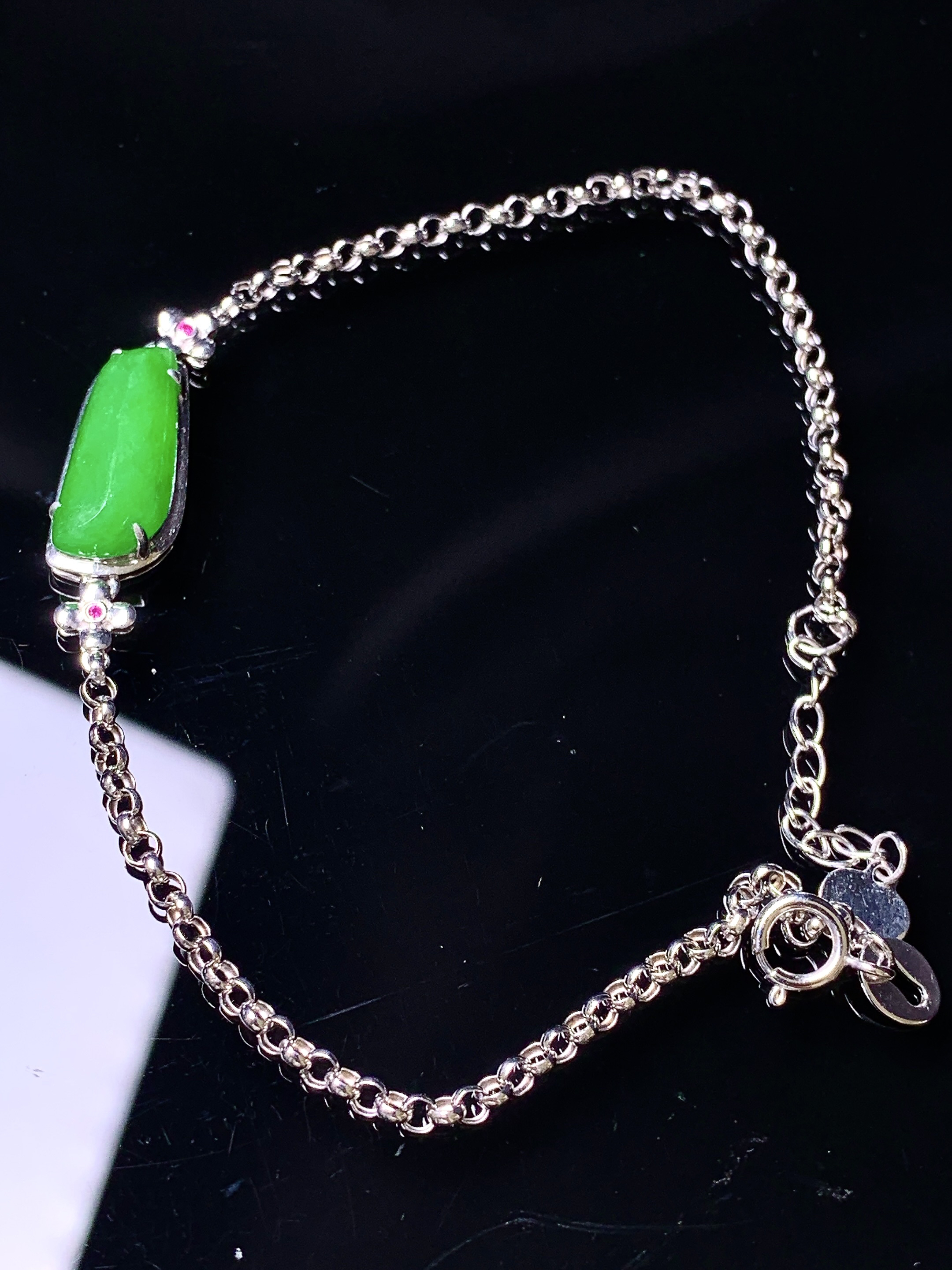 18k金钻镶嵌满绿随形手链 玉质细腻 色泽艳丽清新 水润亮眼 整体尺寸170*6.5*5.2s1