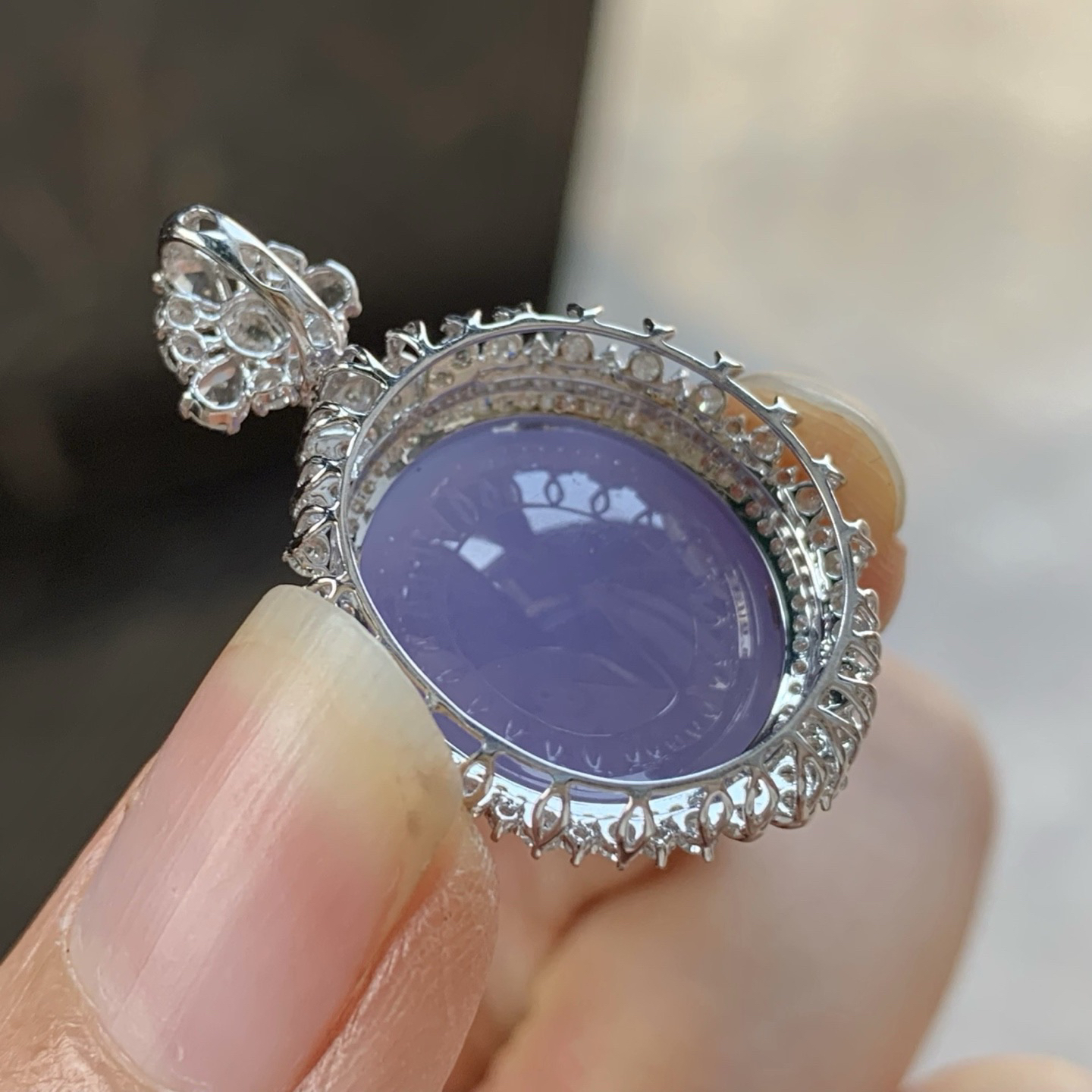 金钻镶嵌紫罗兰吊坠^_^鲜艳 均匀