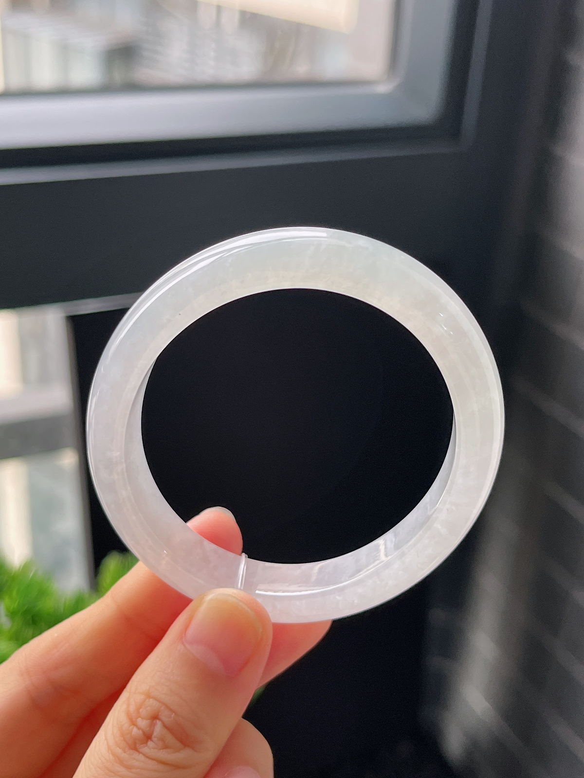 贵妃镯52.7圈口，翡翠冰糯种白色手镯，妥妥白月光